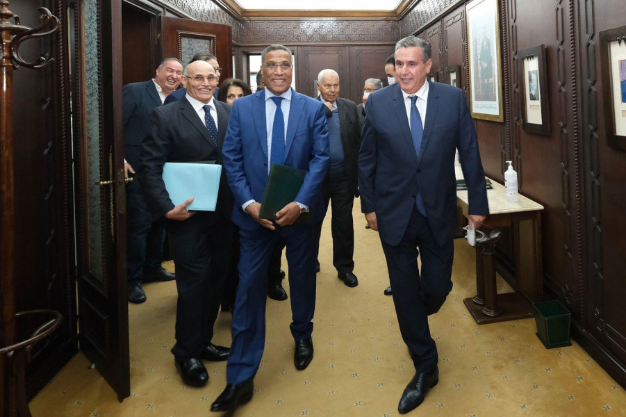 فاصيل عرض الحكومة للنقابات قبيل فاتح ماي ... ضمنها الزيادة في الأجور 